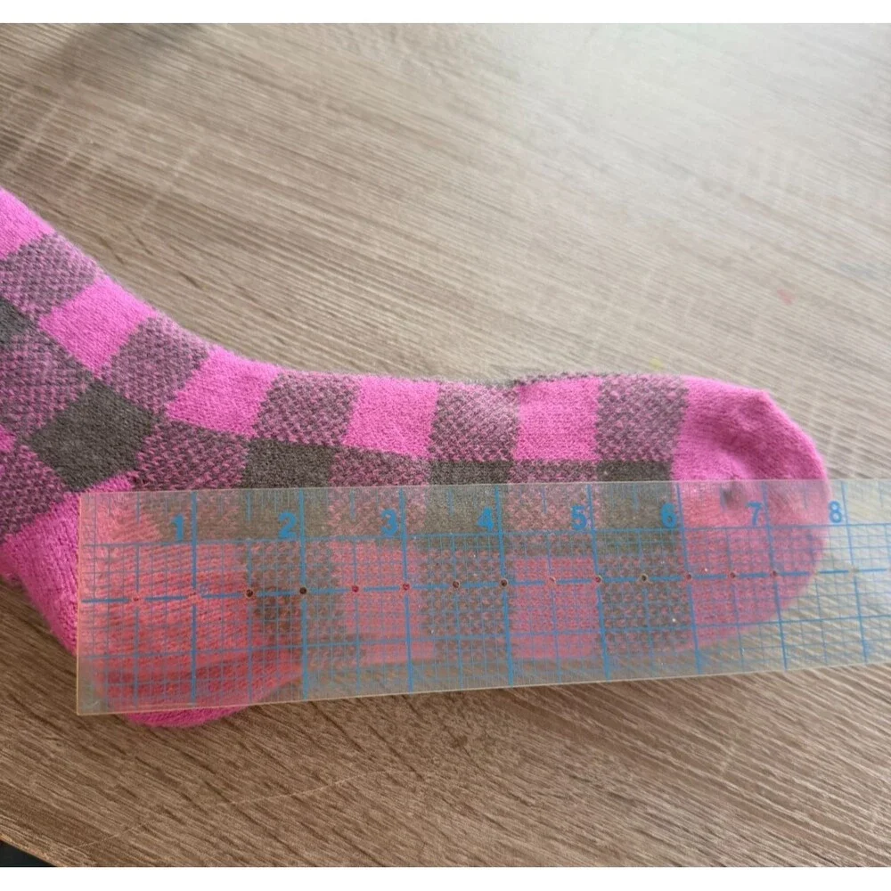 UGG Kids Youth Cozy Knit Socks Pink Plaid Checkered Size M/L - 8